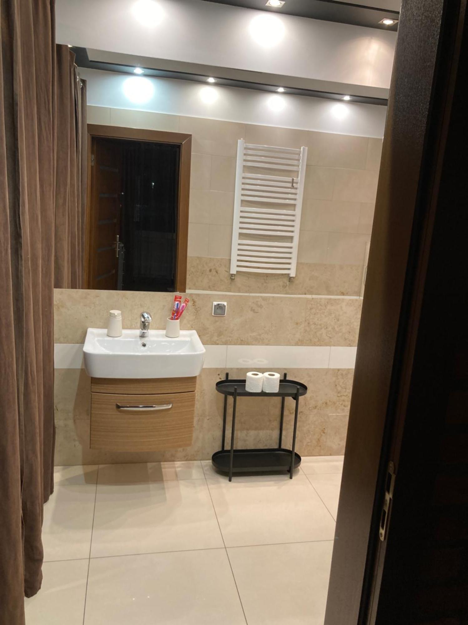 A4 Luxury Apartment Вроцлав Экстерьер фото